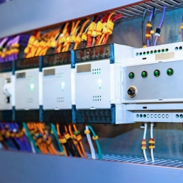 Programmable Logic Controller PLC Manufacturers in Gujarat
